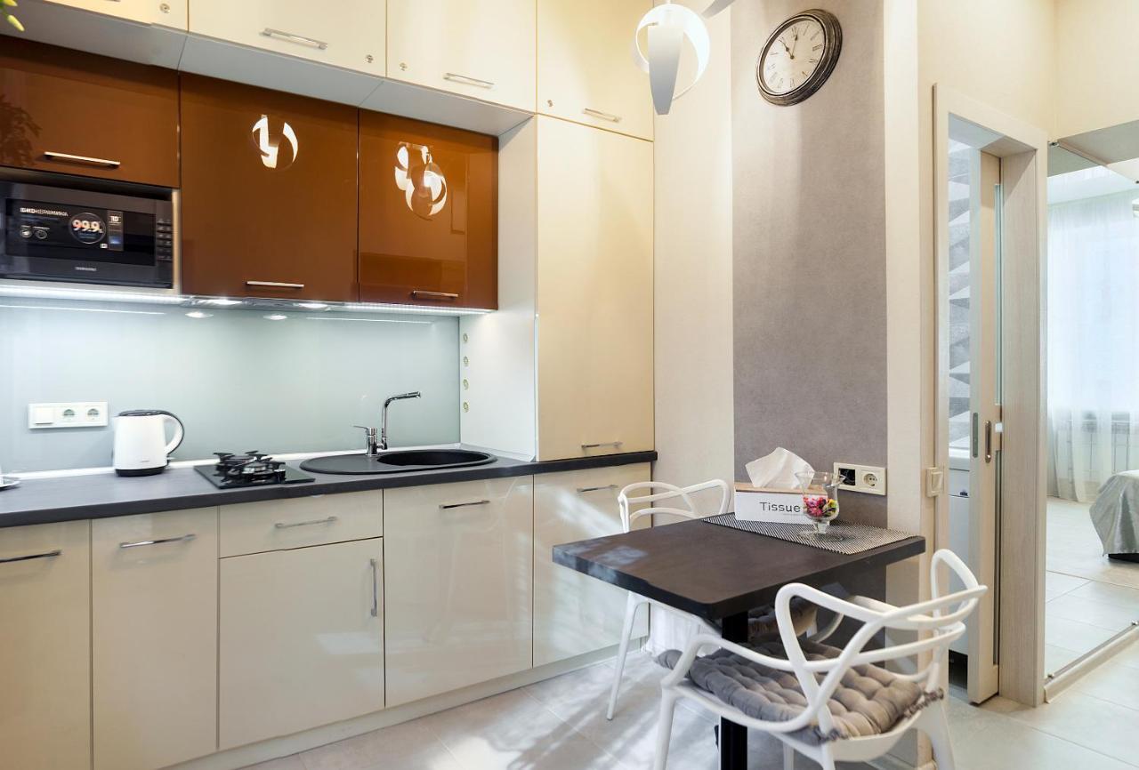 City Center Apartments Lviv Bagian luar foto
