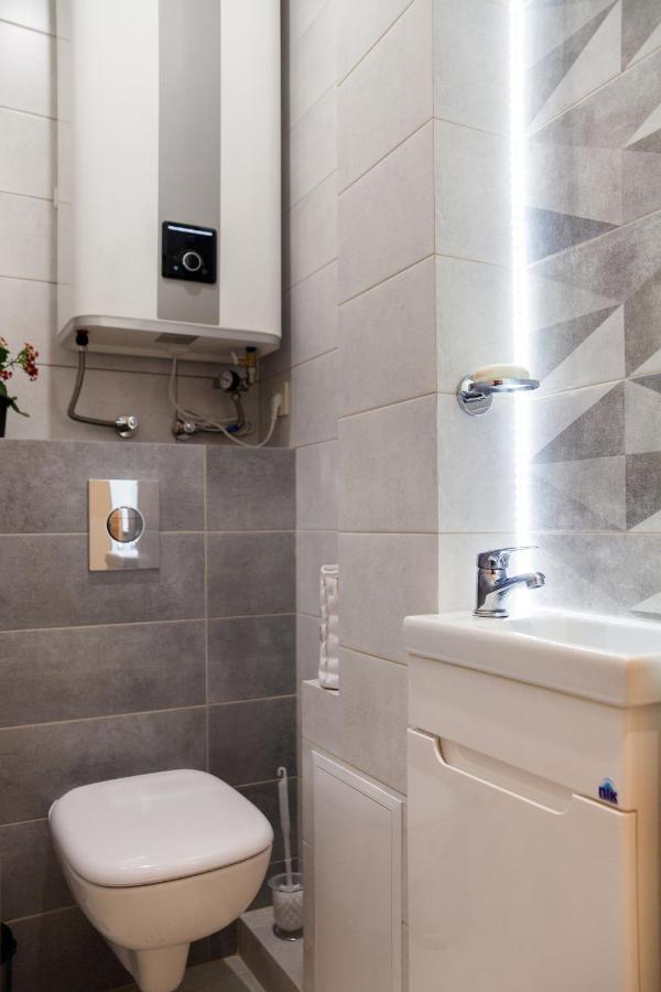 City Center Apartments Lviv Bagian luar foto